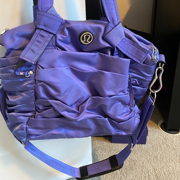lululemon athletica Other - NWOT Lululemon Triumphant tote gym bag